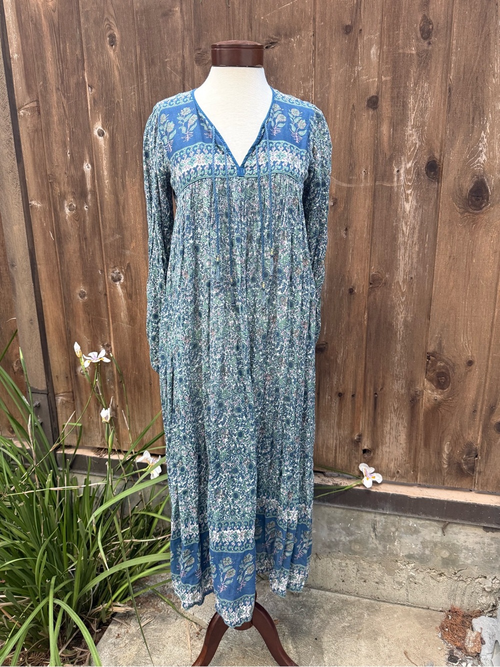 Bohemian Blue Floral V-Neck Maxi Dress